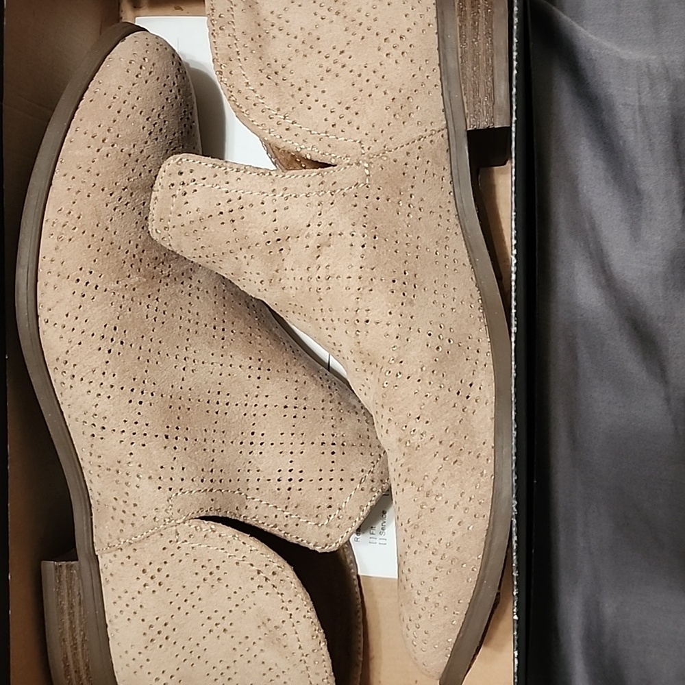 Women's Tan Suede Ankle Boots